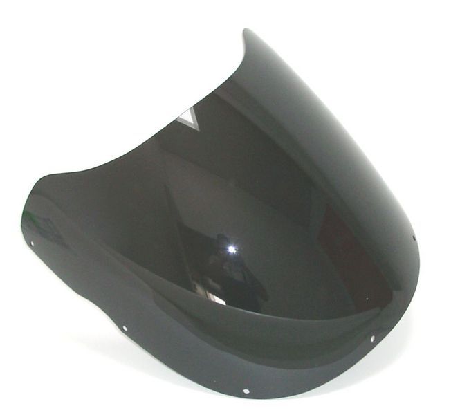 851 - Originally-shaped windshield "O"