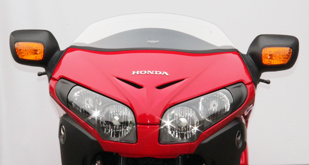 GL1800 F6B BAGGER - Originally-shaped windshield "ON"