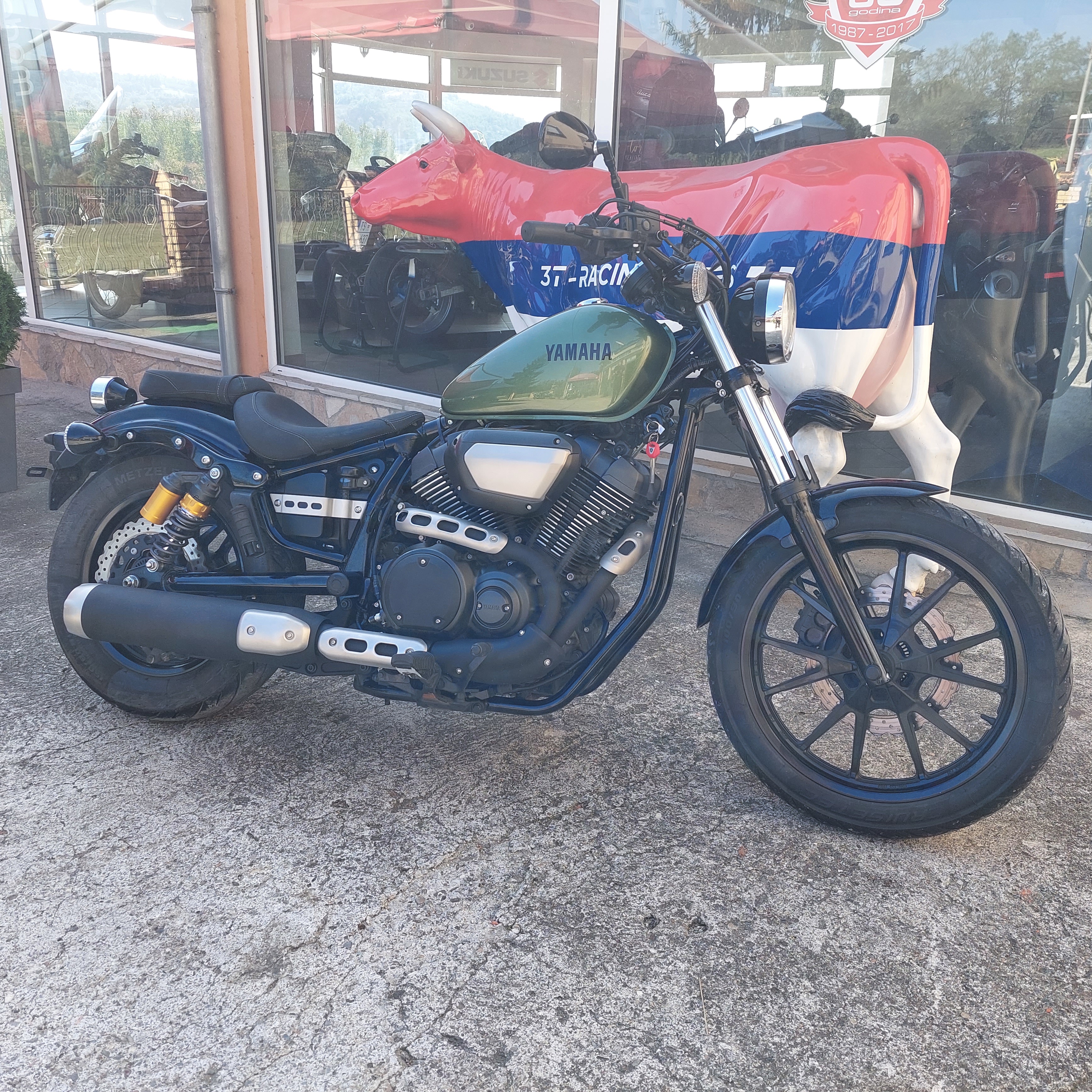 YAMAHA XV 950R