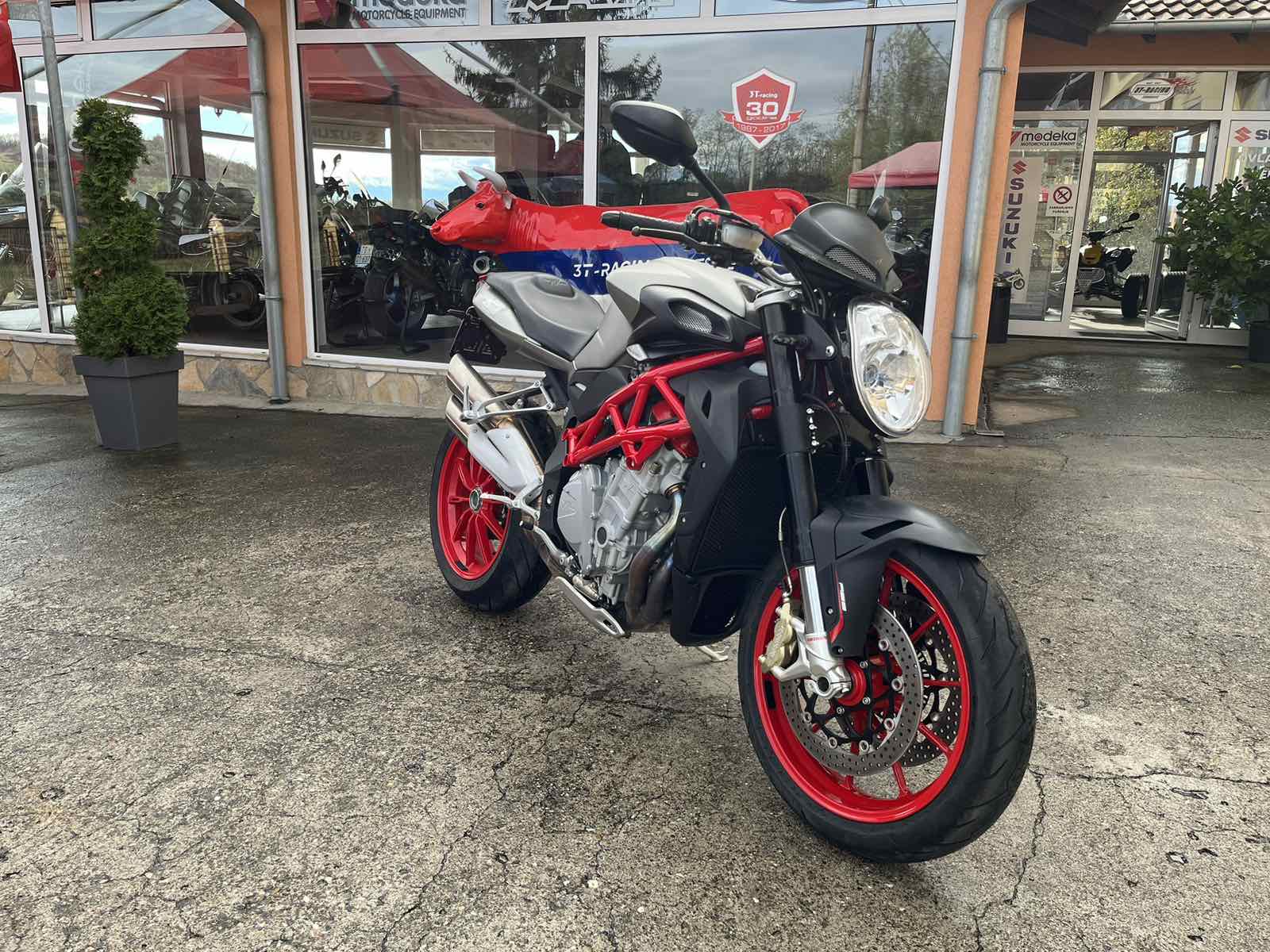 MV Agusta Brutale