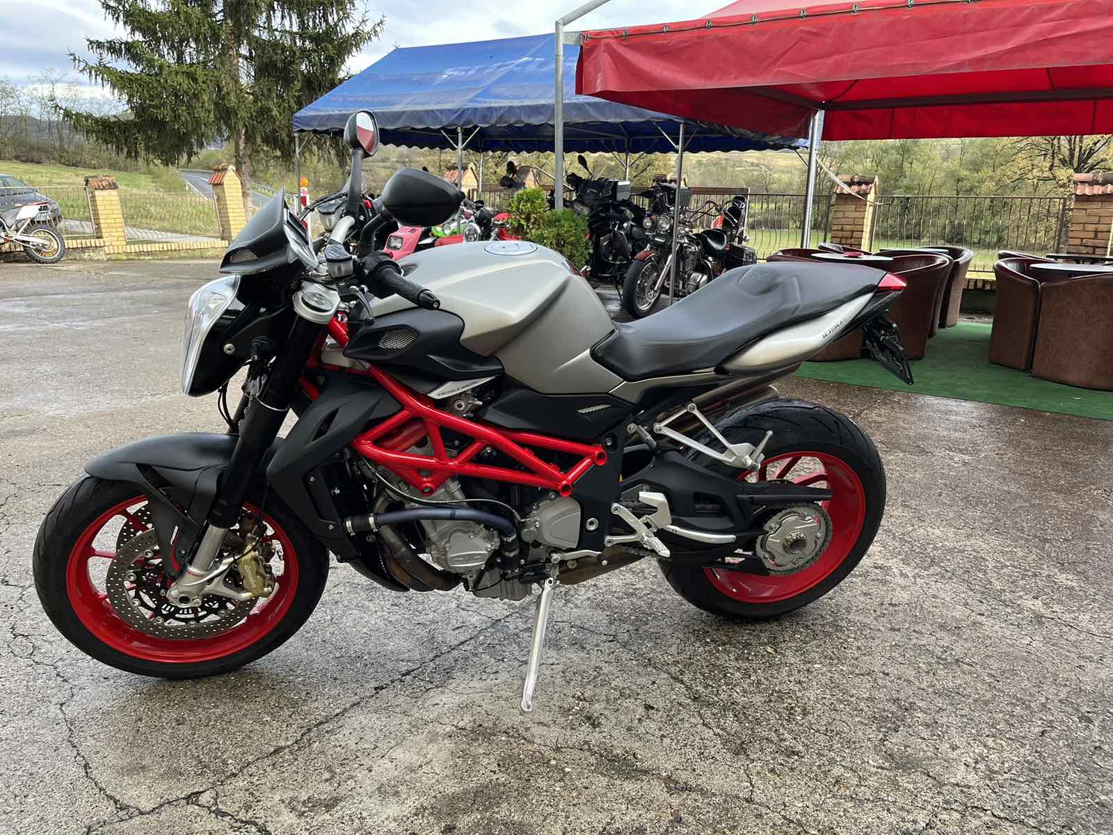 MV Agusta Brutale