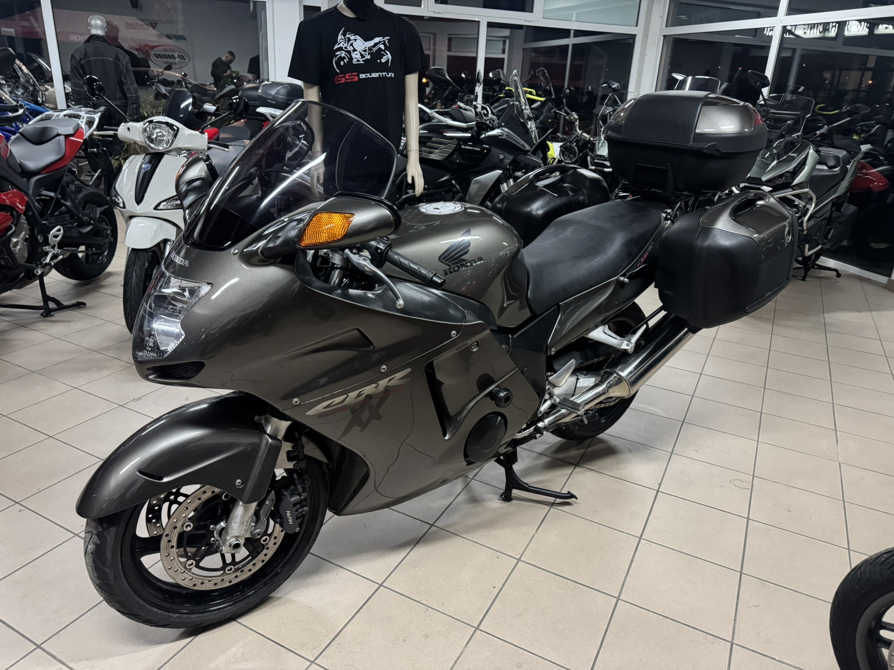 CBR 1100 XX